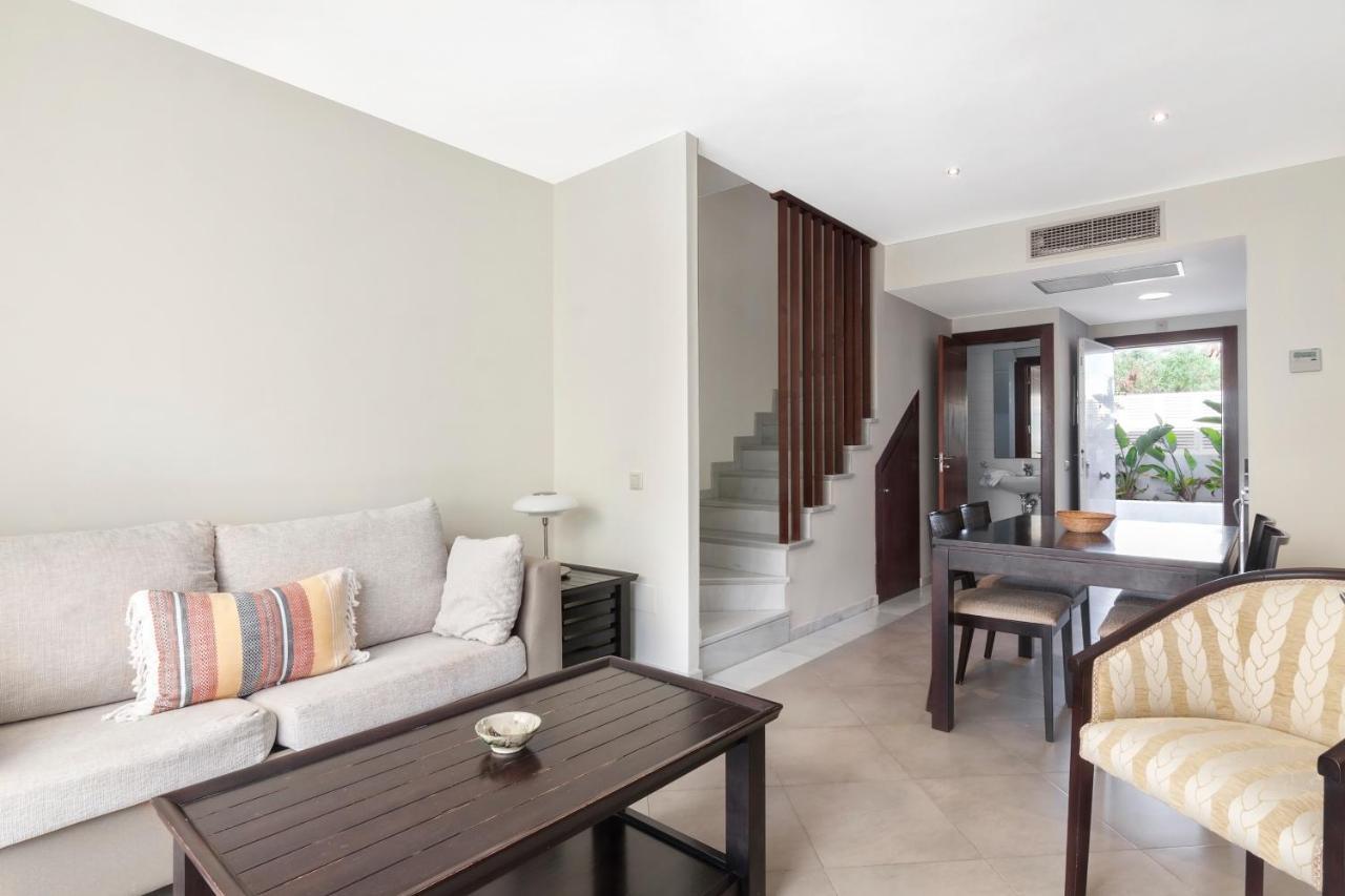 Apartamentos La Buganvilla ซานโฮเซ ภายนอก รูปภาพ